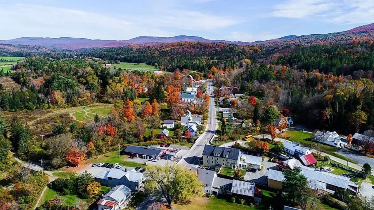 8 Vermont Towns Known for Their Friendly Atmosphere and Small-Town Charm